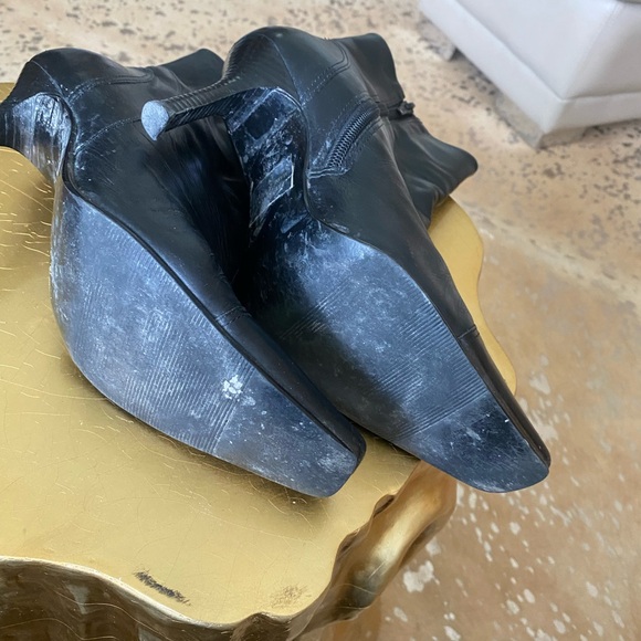 Woman’s Leather Booties - Picture 5 of 5